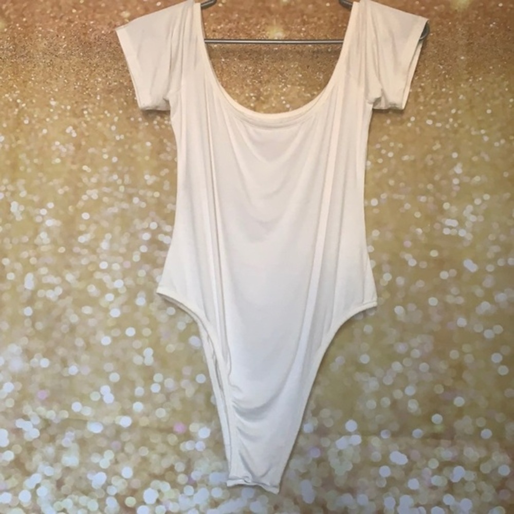 One piece off the shoulders​